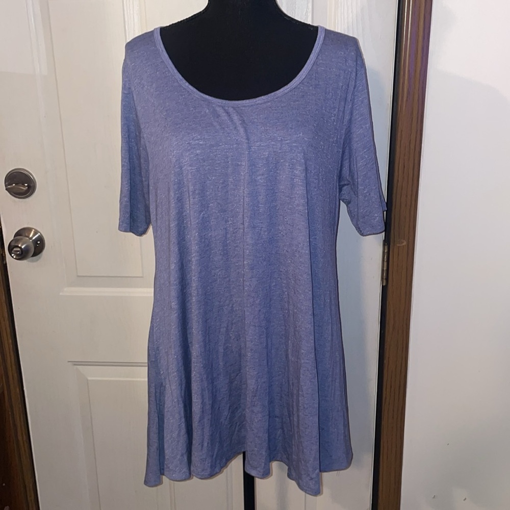 ❤️(2for20)SALE❤️ LulaRoe Sz L Short Sleeve top